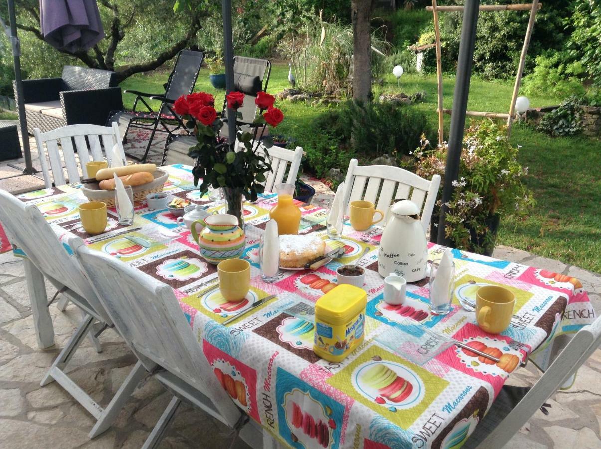 D'hotes Du Bijou Bleu Bed & Breakfast *